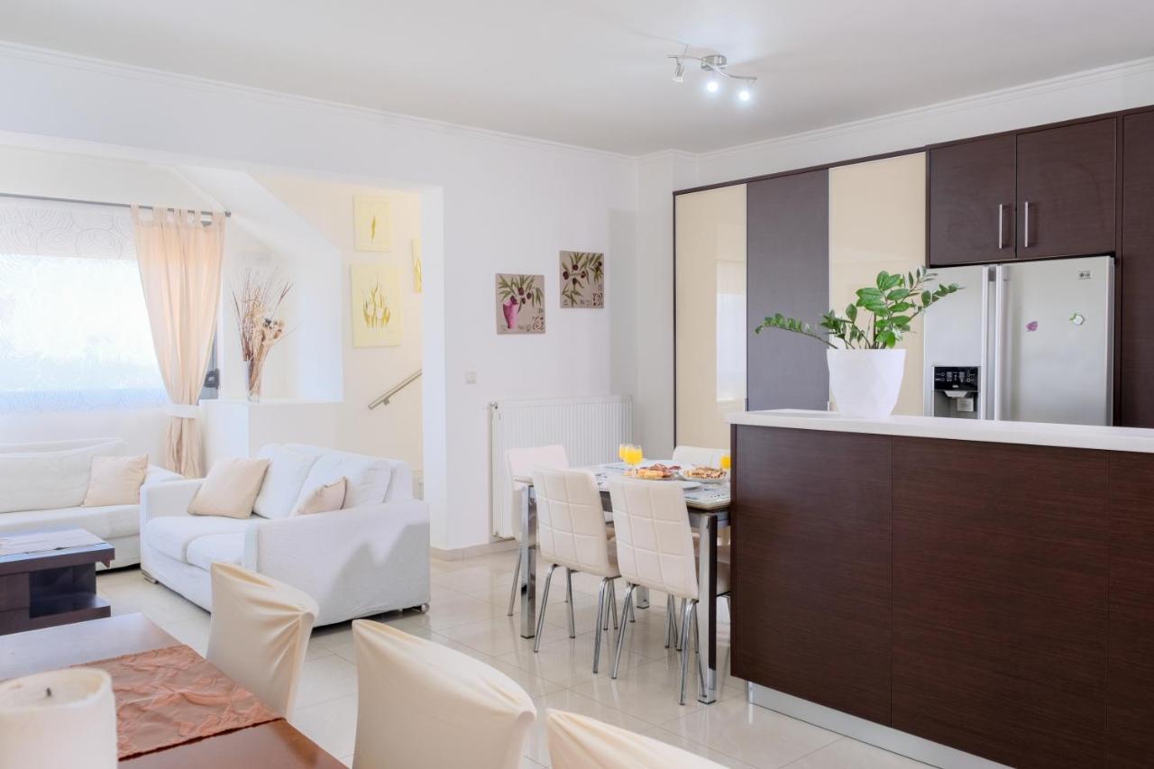 Sunny Hideaway Residence Close To The Nature Argoulidhés 外观 照片